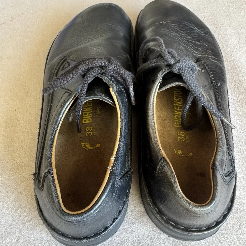 Size 38/W7/M5 - Birkenstock Pasadena Black Pebbled Leather Narrow Shoes